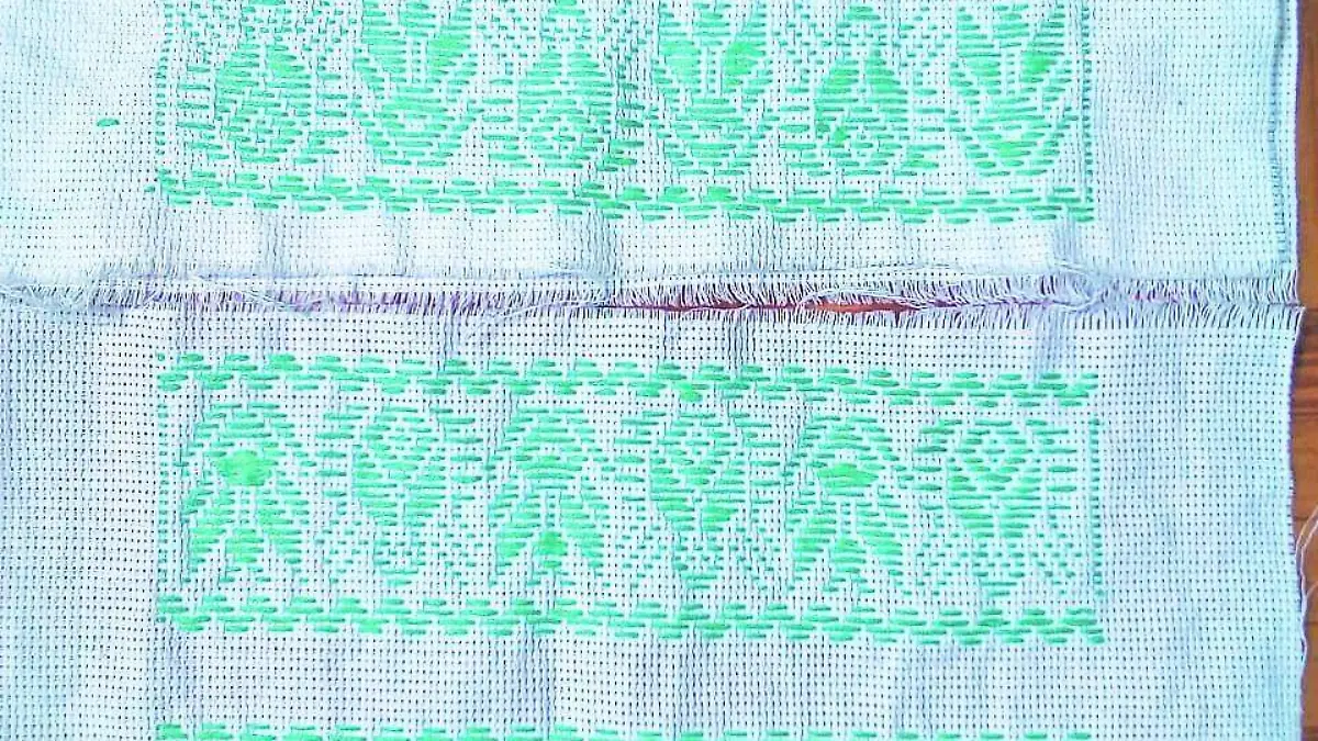 Bordado de cruz (2)_CMYK